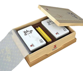 The tea box packaging